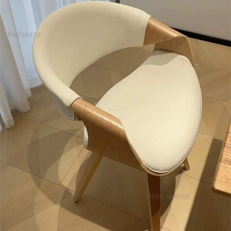 Italijos Laisvalaikio Valgomojo Kėdės, Virtuvės Kūrybos Medinių Valgomojo Kėdė Odos Atlošas, Valgomojo Baldai Viešbučio Valgomojo Kėdė